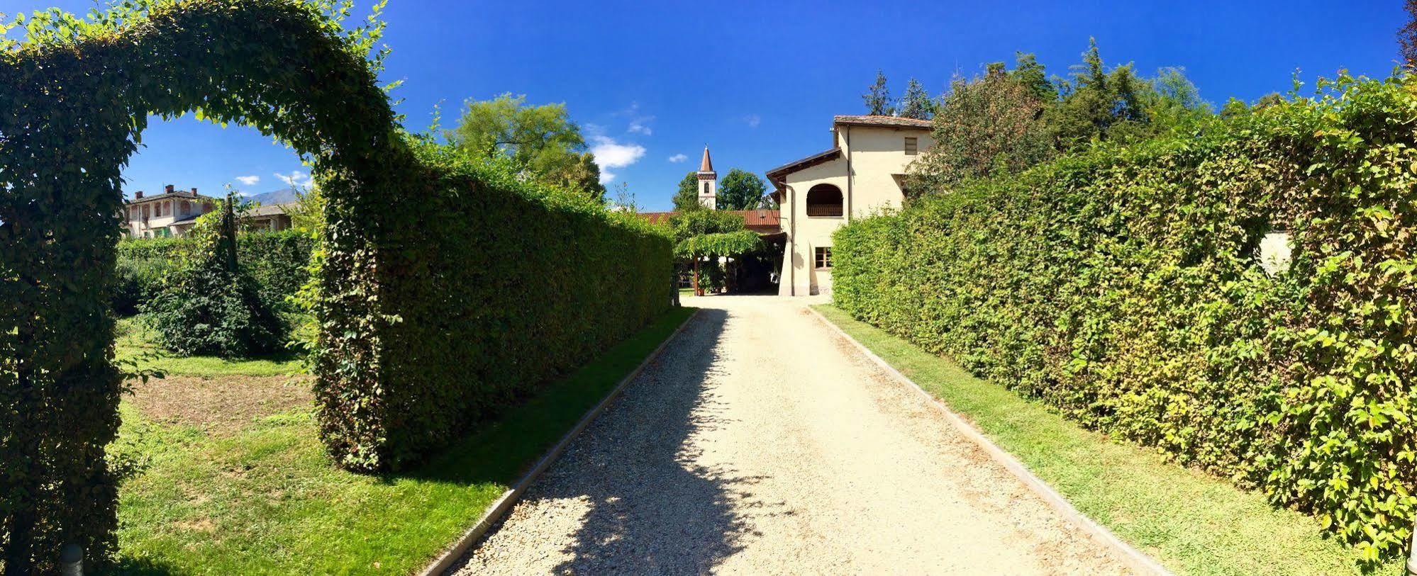 Vila Le 5 Frecce Cavour Exteriér fotografie