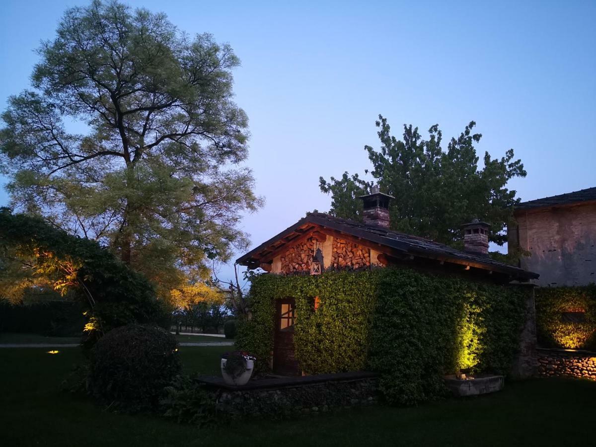 Vila Le 5 Frecce Cavour Exteriér fotografie